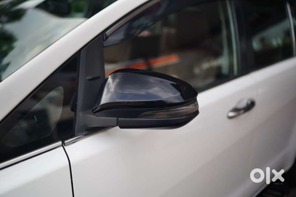 Toyota Innova Crysta 2.8z Automatic, 2017, Diesel