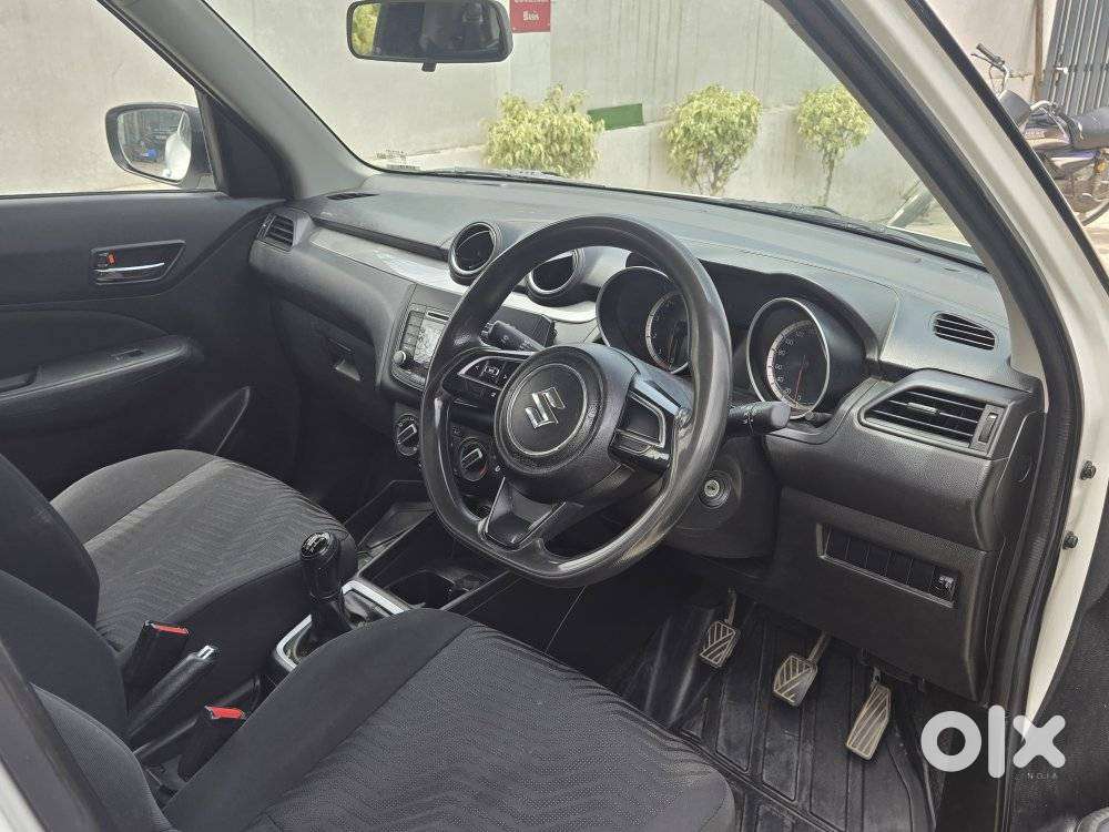 Maruti Suzuki Swift Vvt Vxi, 2020, Petrol