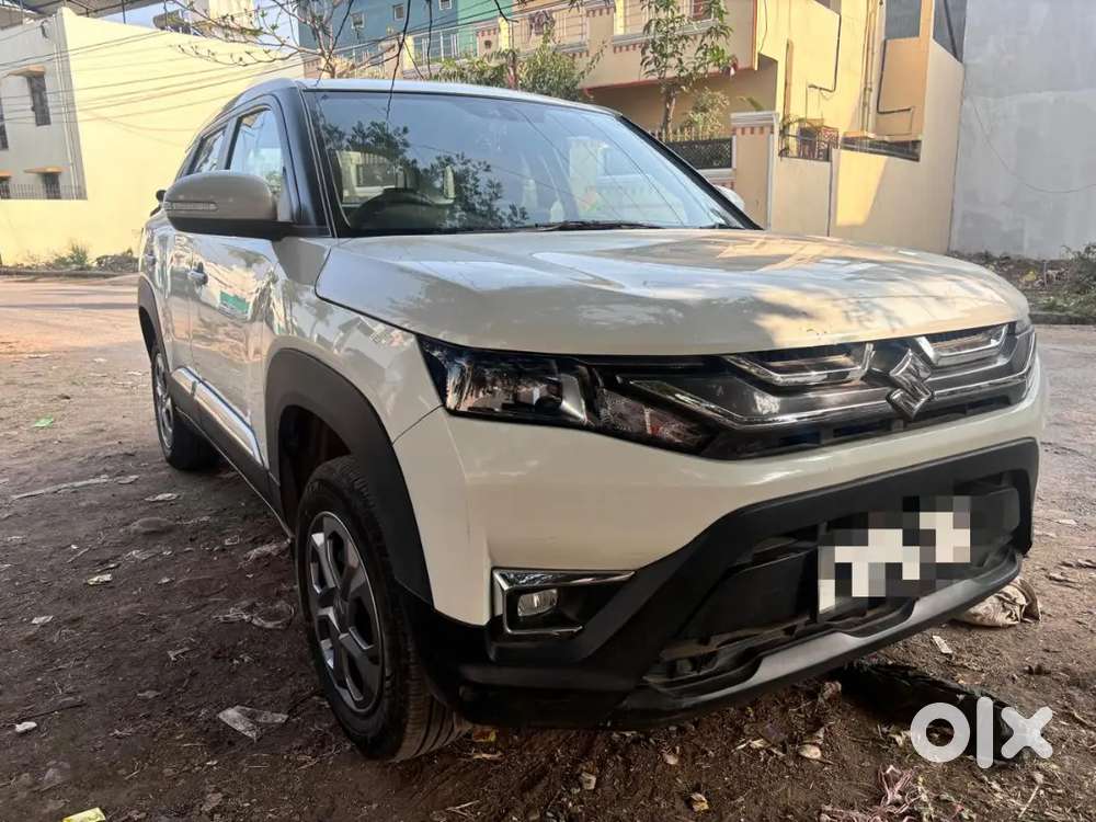 Maruti Suzuki Brezza 2023 Petrol 27000 Km Driven