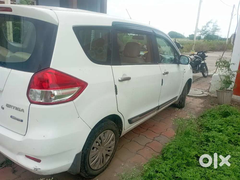 Maruti Suzuki Ertiga 2018 Diesel 92000 Km Driven Top Candisan
