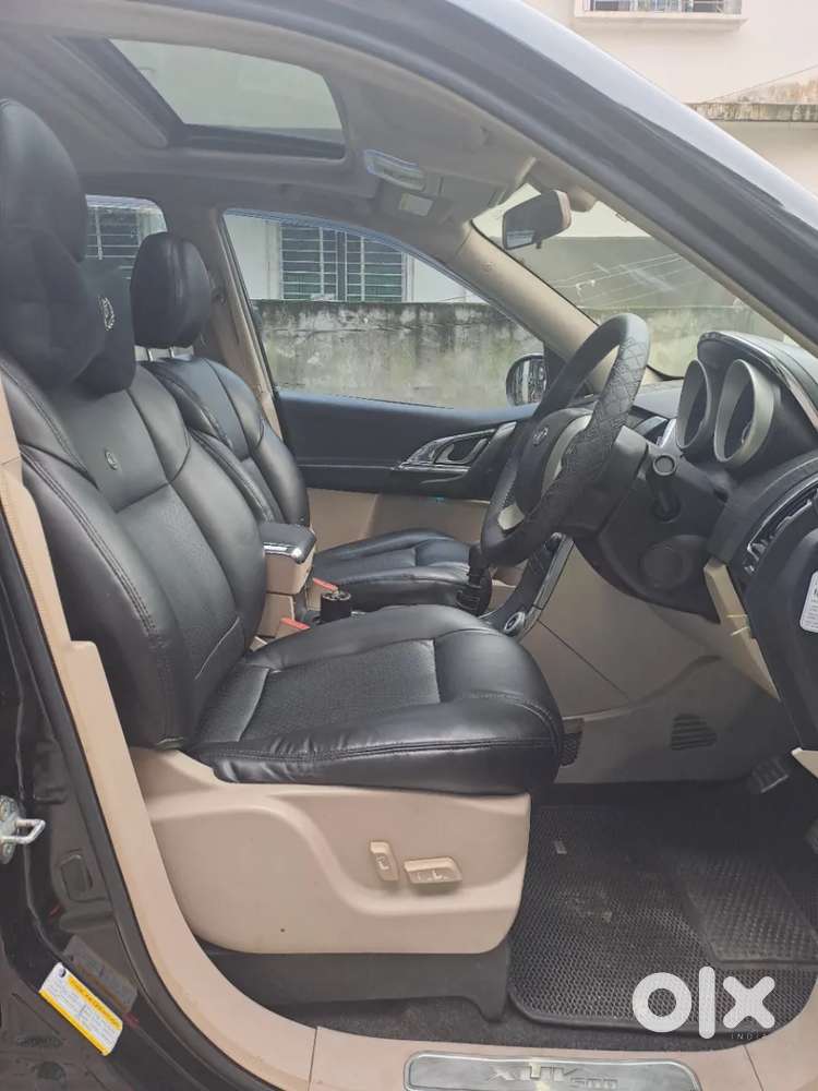 Mahindra Xuv500 At W10 Fwd, 2016, Diesel