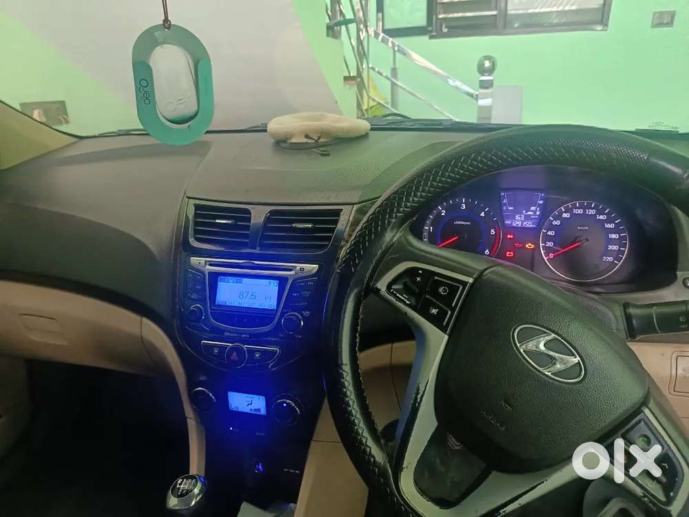 Hyundai Verna Fluidic 2012