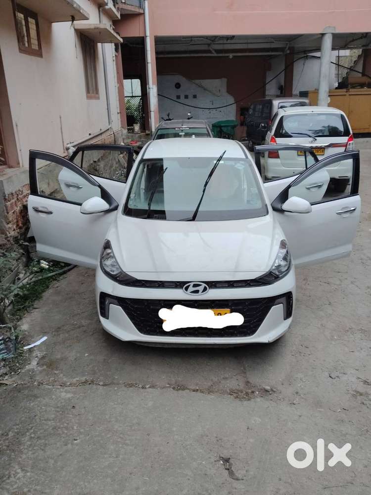 Uber, Rapido, Kerala Savaari Attached