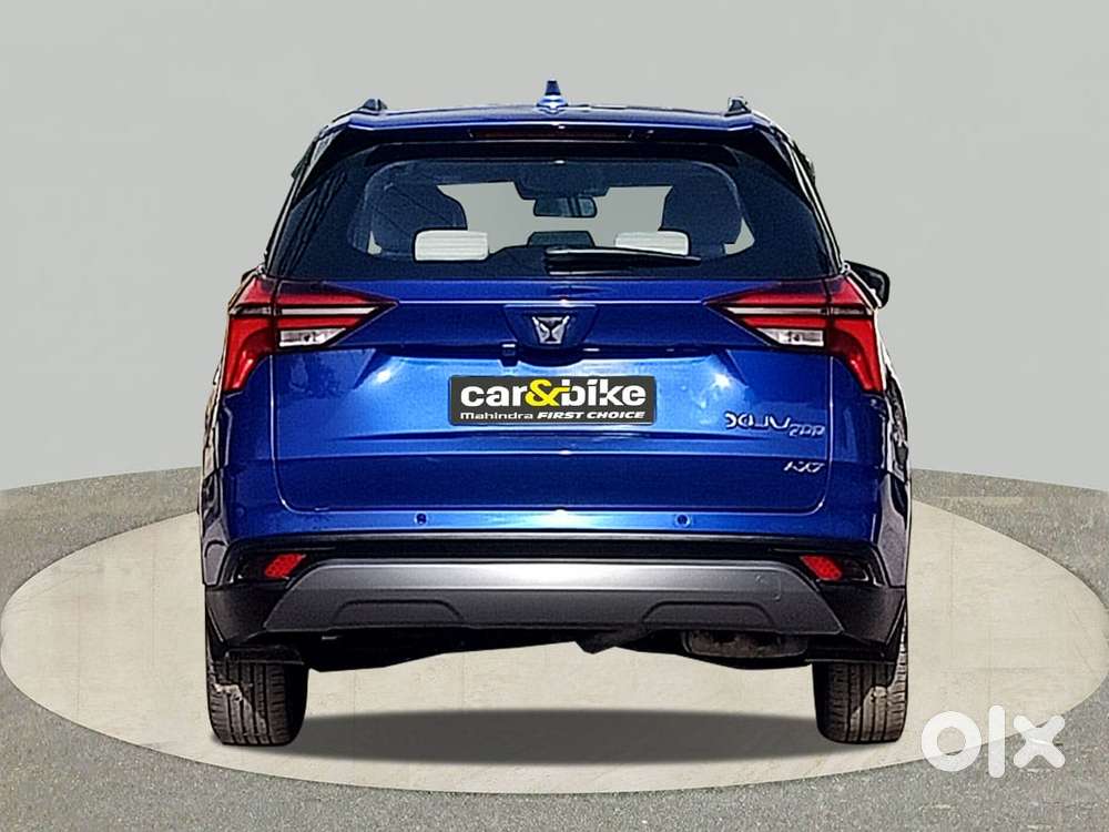 Mahindra Xuv700 2.0 Ax 7 Petrol At Str, 2023, Petrol