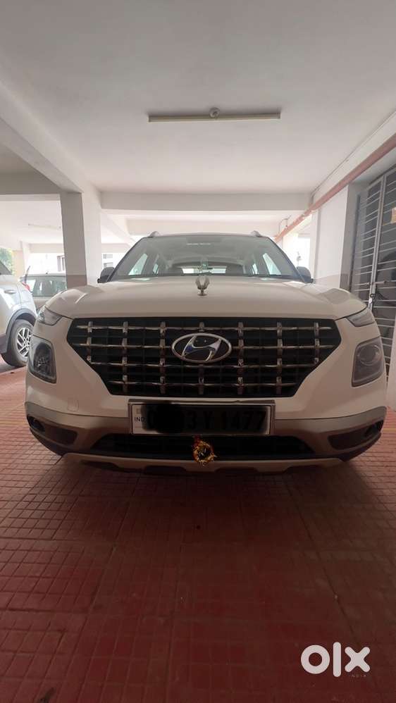 Hyundai Venue Petrol 2019