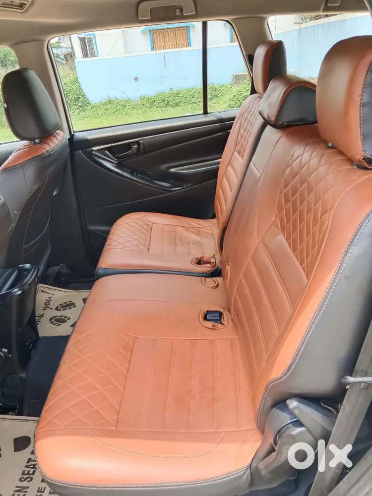 Toyota Innova Crysta 2017 Diesel 210000 Km Driven