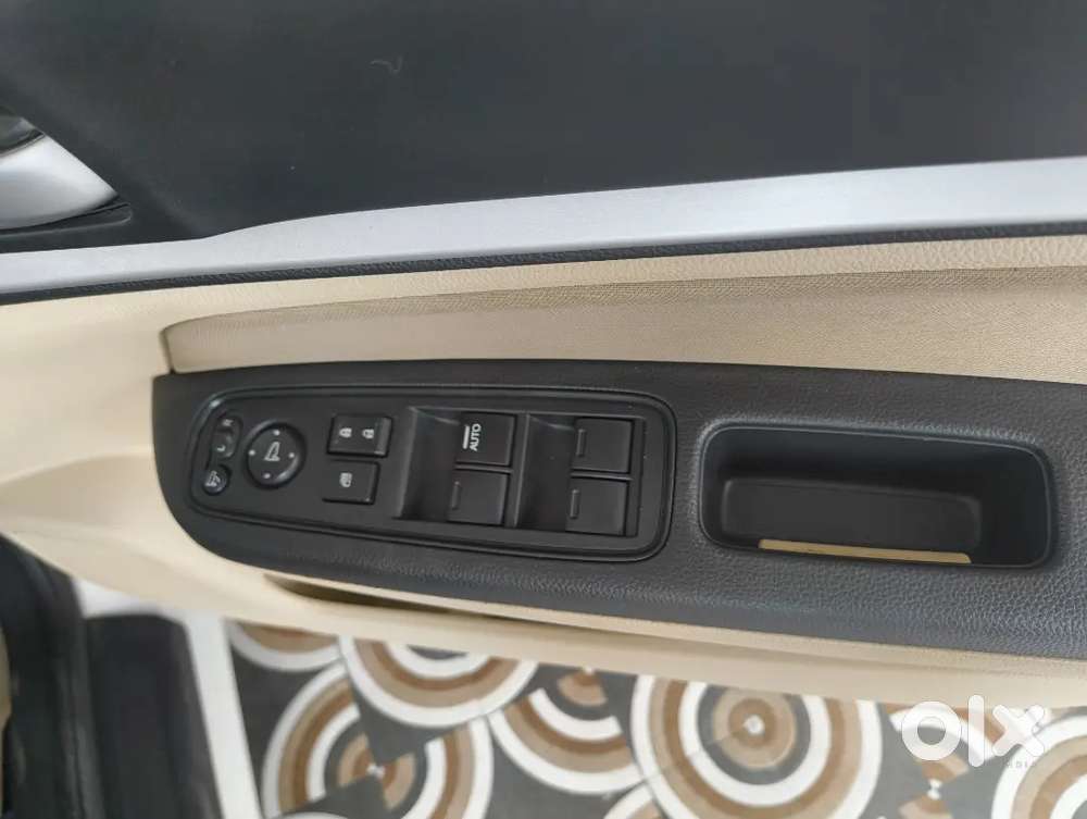 Honda Amaze 2nd Gen 2023 Petrol Well Maintained