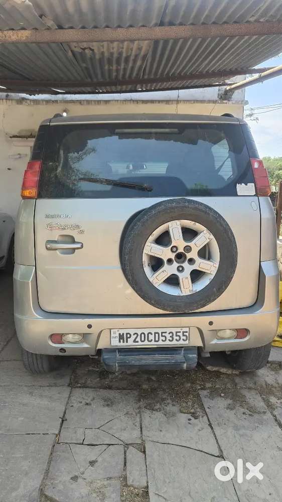 Mahindra Quanto C8 2015 Diesel Top Model Well Maintained For Sale