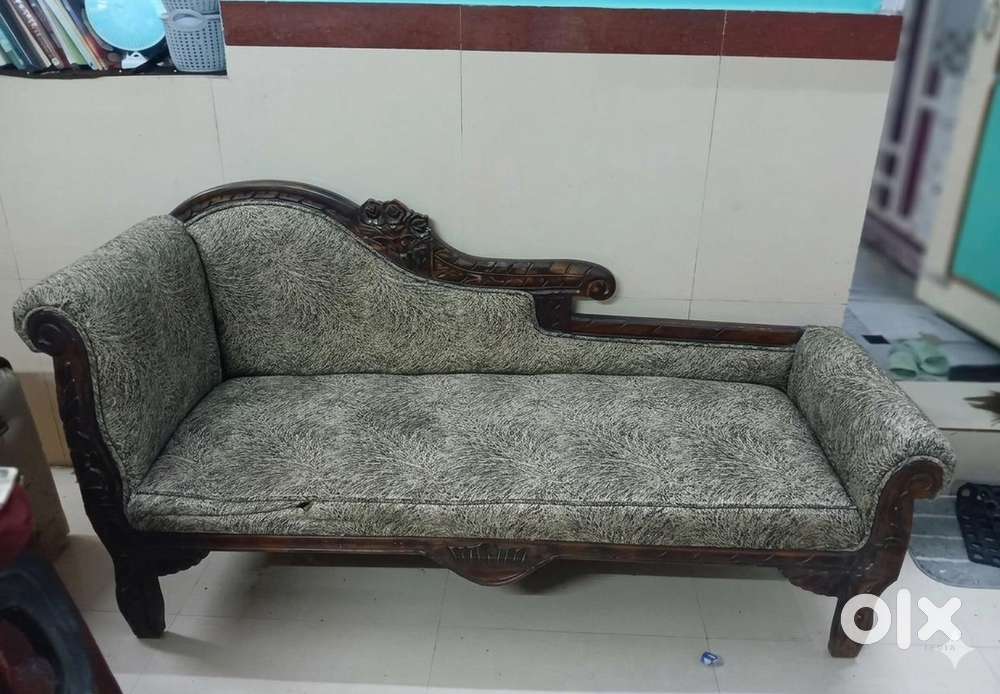 Maharaj Style Sofa Set 4 Set