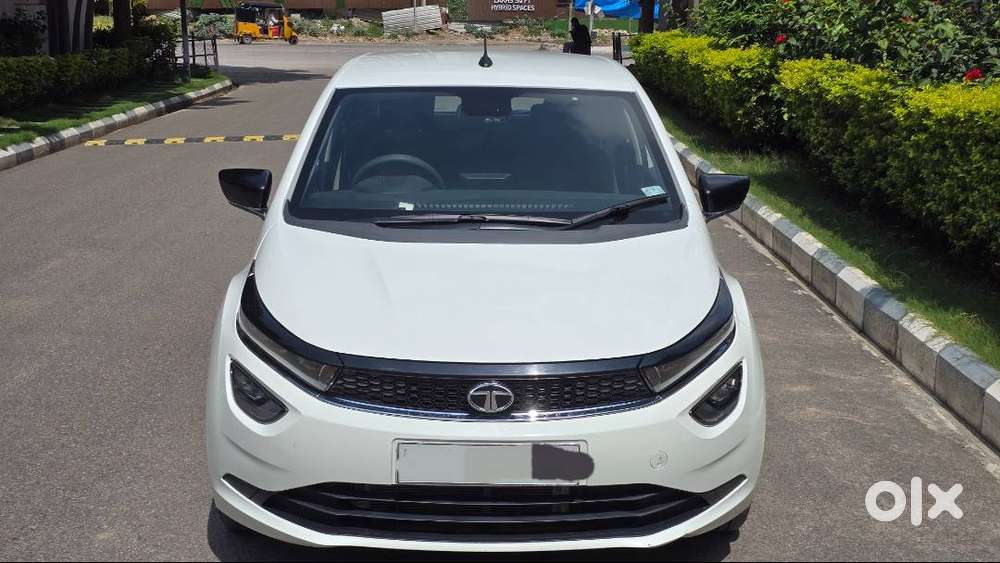 Altroz Diesel 2022, White