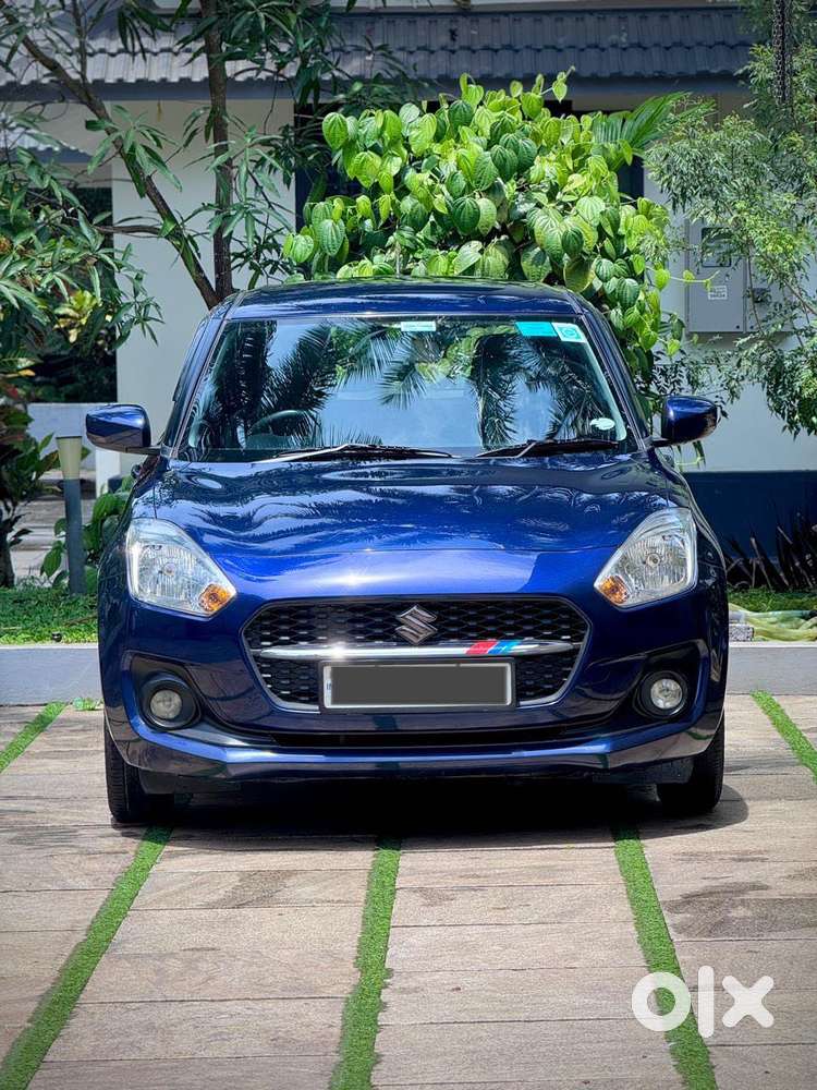 Maruti Suzuki Swift Vxi + Manual, 2023, Petrol