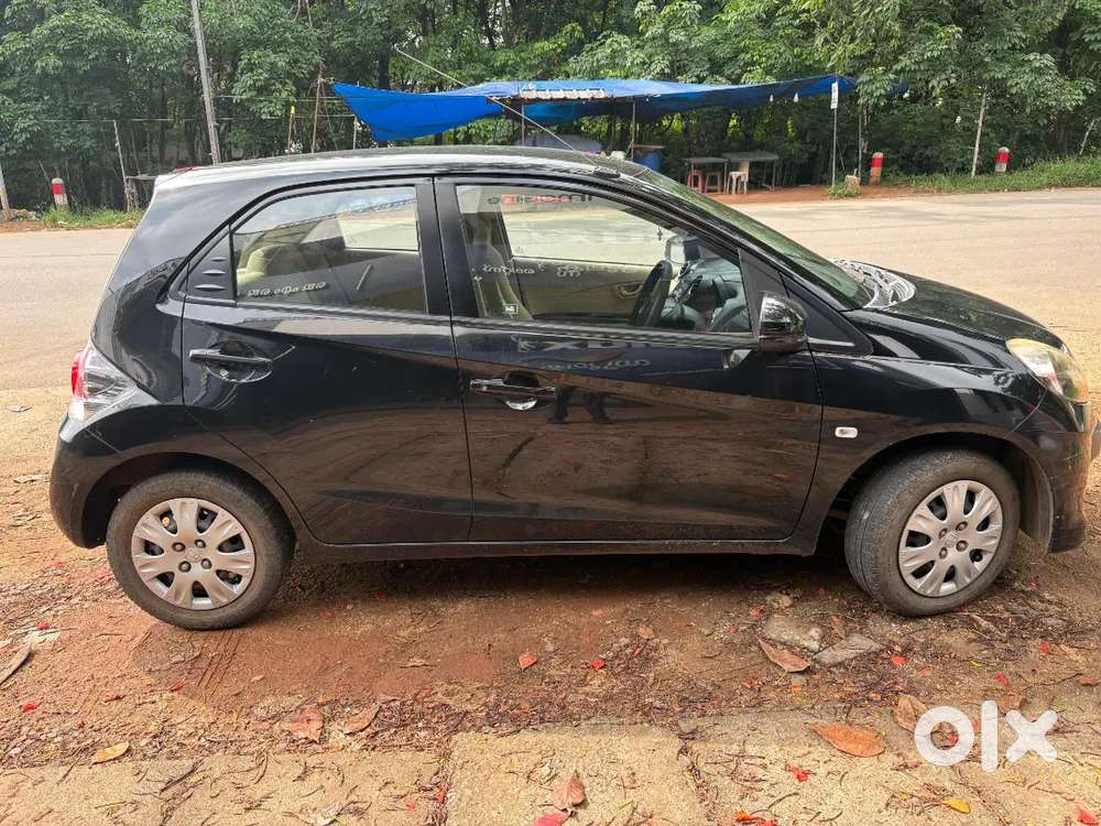 Honda Brio 2016 Petrol Well Maintained