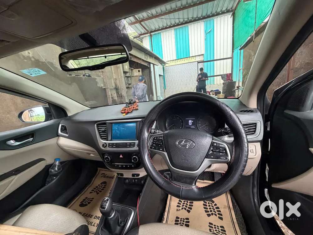 Hyundai Verna Petrol Black Beauty