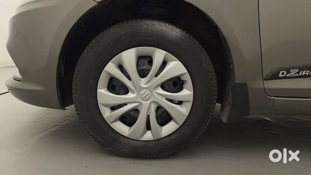 Maruti Suzuki Swift Dzire Vxi At, 2016, Petrol