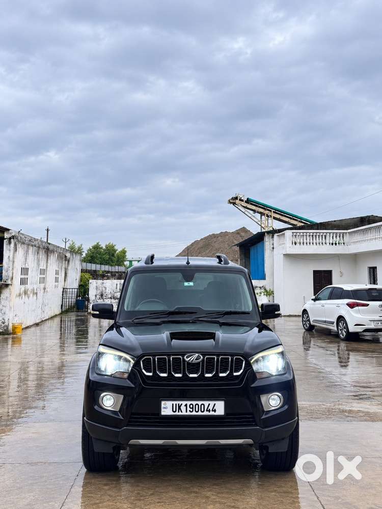 Mahindra Scorpio Classic Diesel 2021