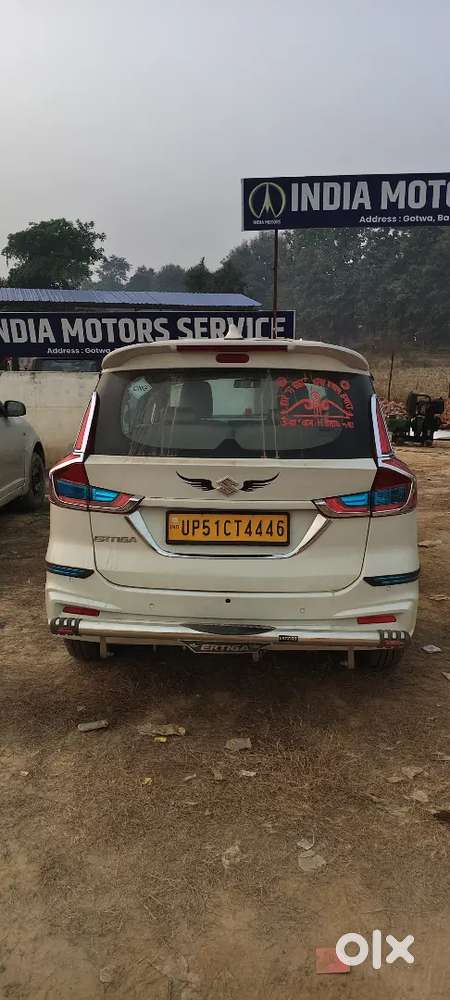 पैसे का अर्जेंट है इसके लिए बेच रहे हैं