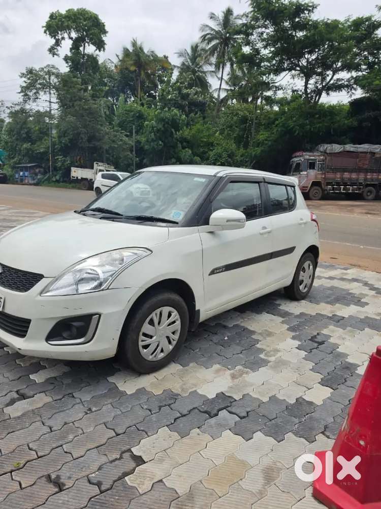 Maruti Suzuki Swift Vxi Petrol 2016
