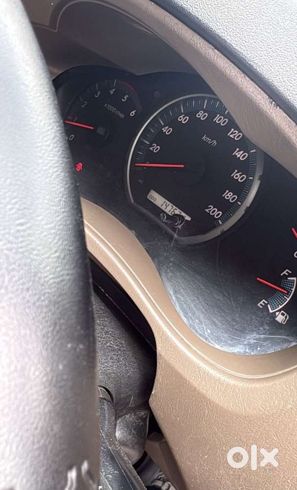 Toyota Innova 2.5 Zx 7 Str Bs-iv, 2015, Diesel