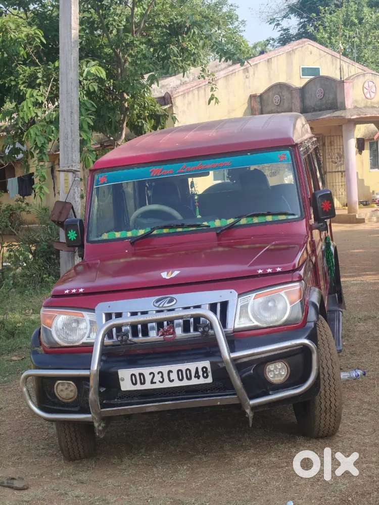 Bolero Plus 9 Seater