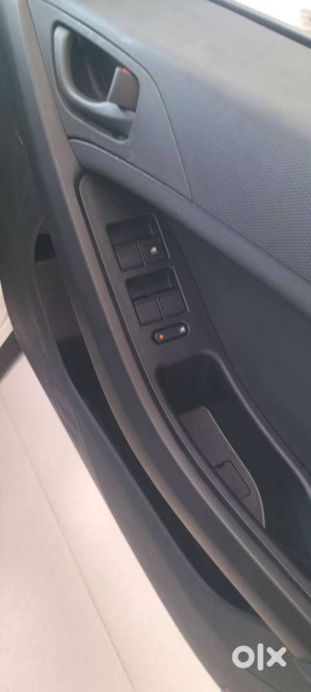 Tata Nexon Smart 2017 Petrol Transmission