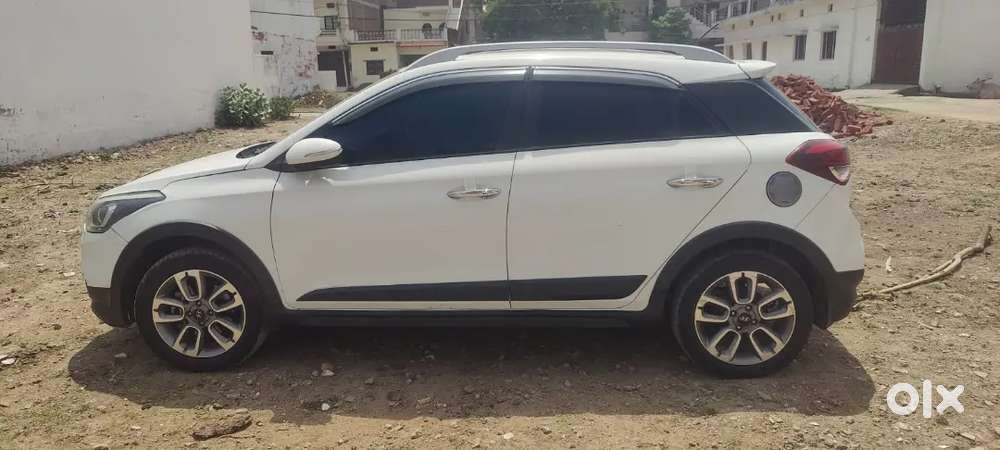 Hyundai I20 Active 2016 Diesel 80000 Km Driven