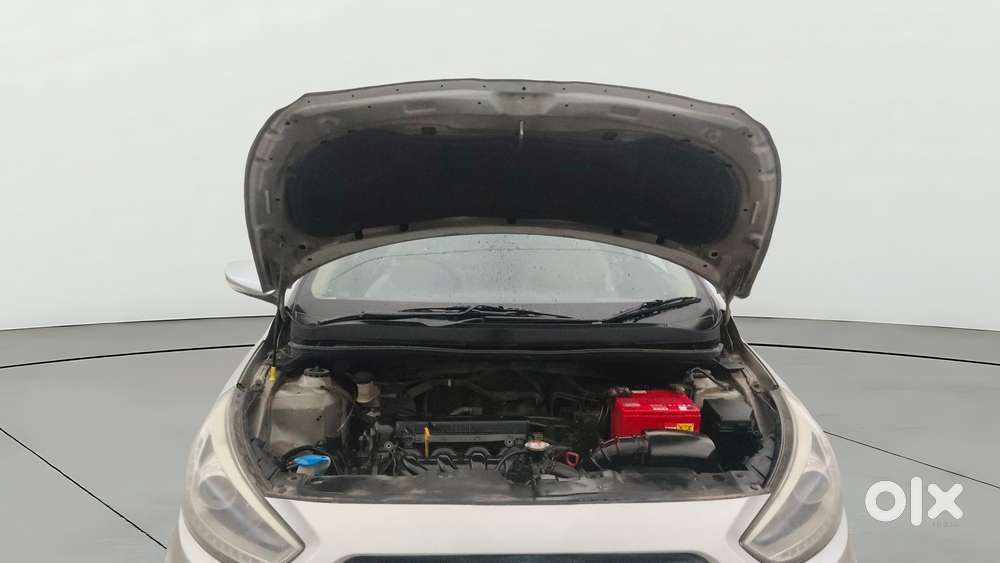 Hyundai Verna 2011-2014 1.6 Sx Vtvt (o) At, 2013, Petrol