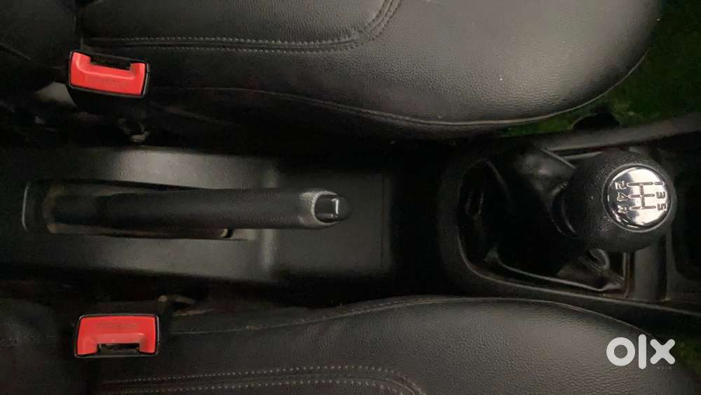 Maruti Suzuki Swift Lxi, 2016, Petrol