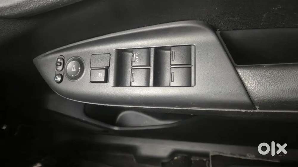 Honda Jazz Vx 2017 Automatic 29000kms Only