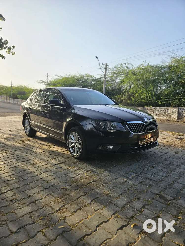 Skoda New Superb 2014 Petrol Good Condition