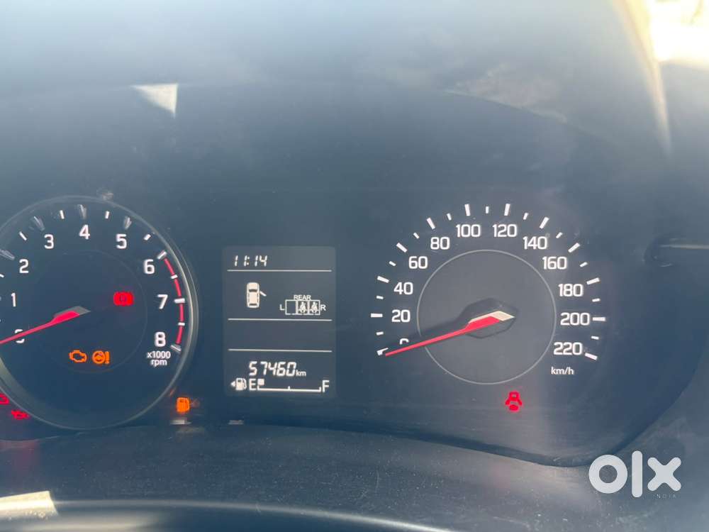 Maruti Suzuki Swift Vxi + Manual, 2024, Petrol