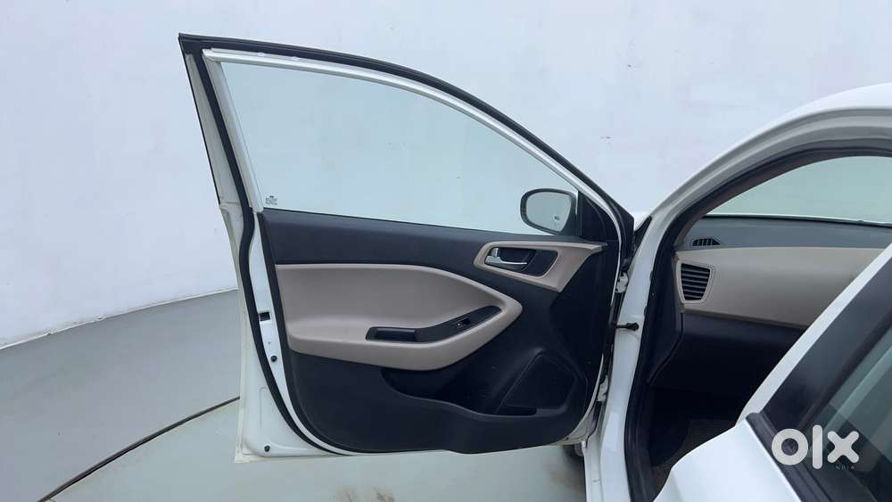 Hyundai Elite I20 [ ] 1.2 Sportz, 2015, Petrol