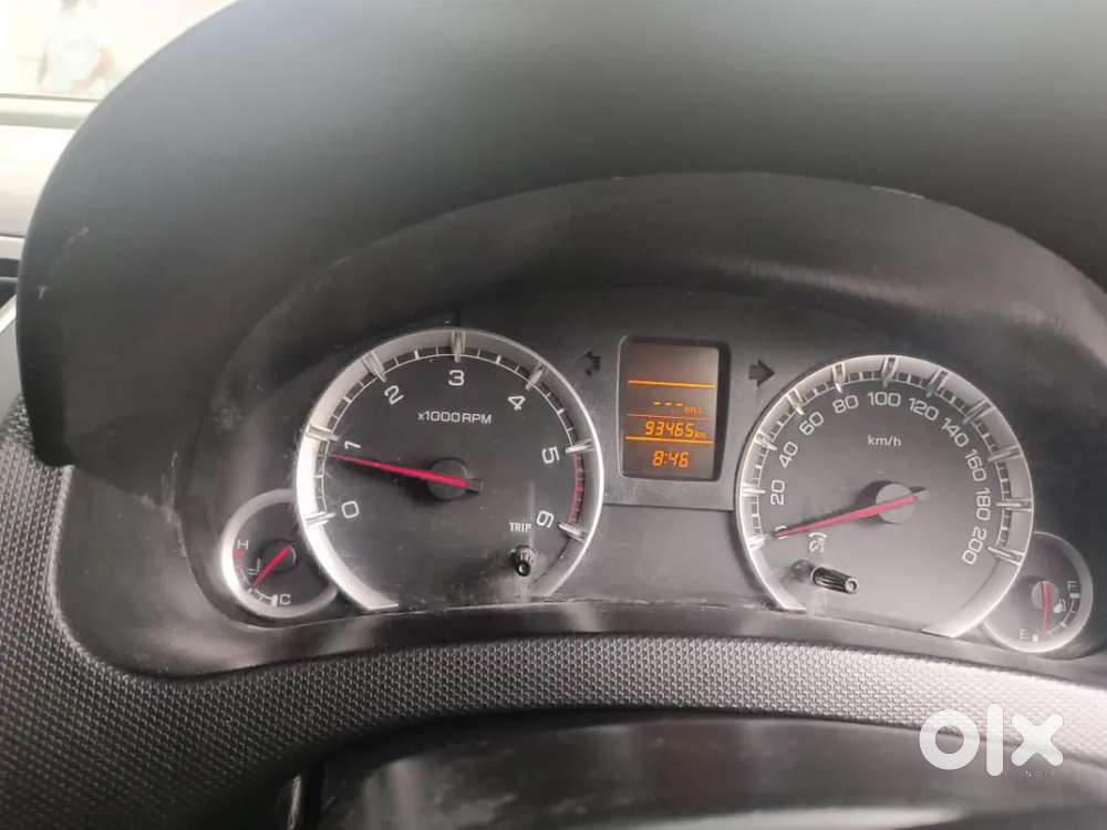 Maruti Suzuki Swift 2015 Diesel 99500 Km Driven
