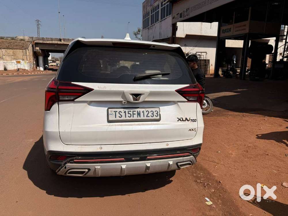 Mahindra Xuv700 Ax7l