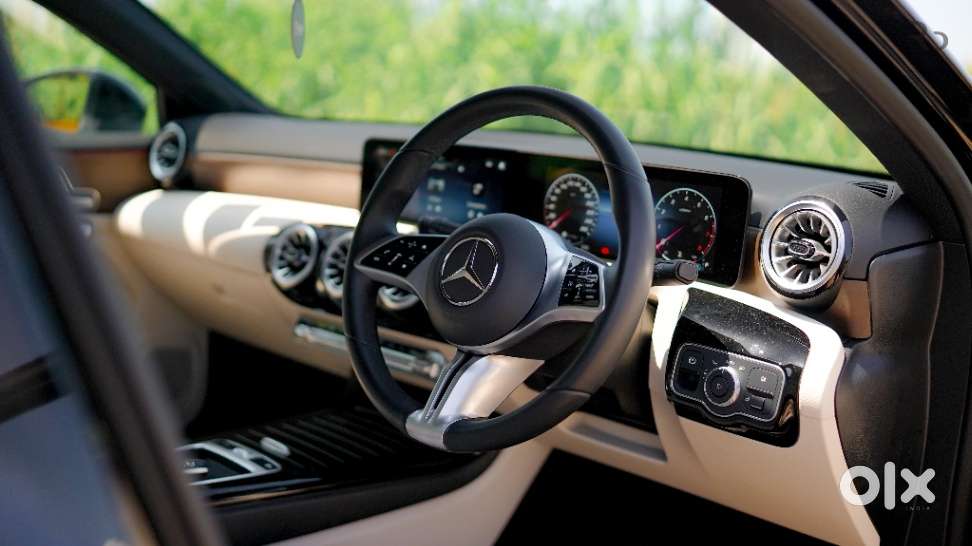 Mercedes-benz A-class Limousine, 2023, Petrol