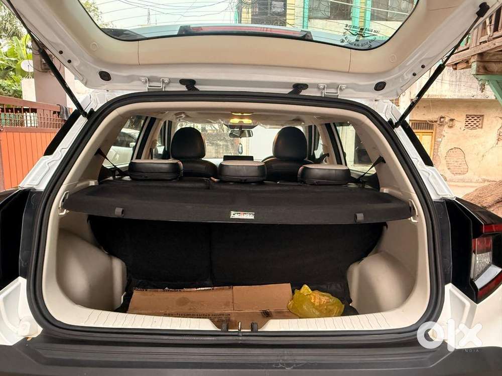 Mahindra Xuv 3xo 2024 Diesel Well Maintained