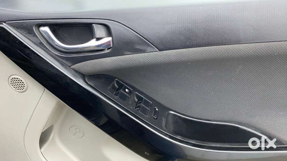 Tata Nexon 1.2 Revotron Xz Plus, 2019, Petrol