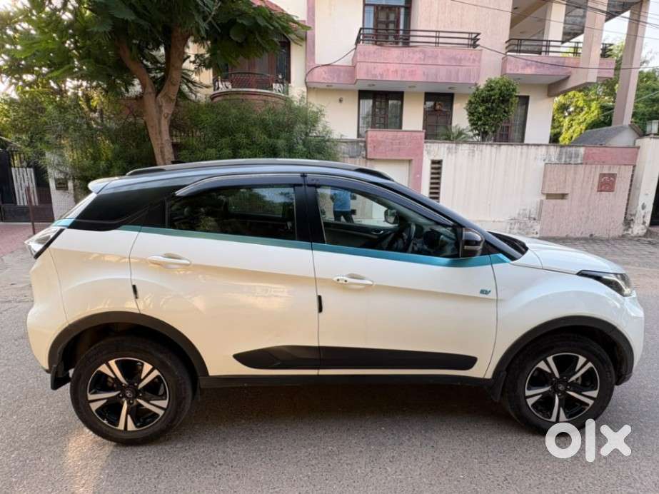 Tata Nexon Ev Xz Plus Lux, 2023, Electric