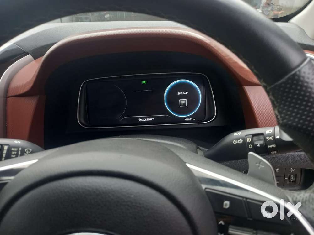 Hyundai Alcazar 2.0 Signature (o) Petrol At 7 Str, 2022, Petrol