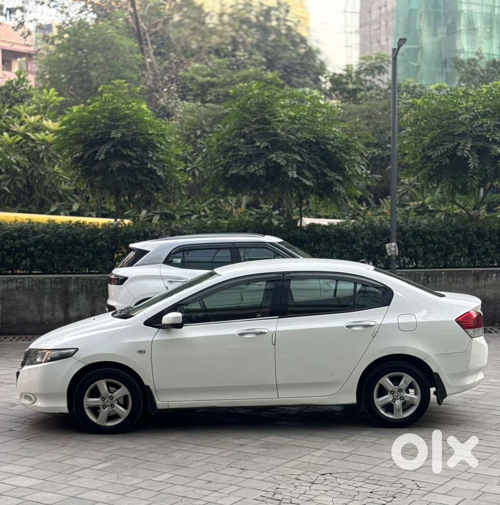 Honda City 2011-2013 V At Avn, 2011, Petrol