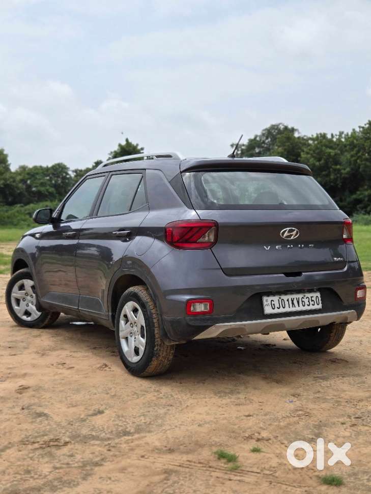 Hyundai Venue S Turbo Dct, 2019, Petrol