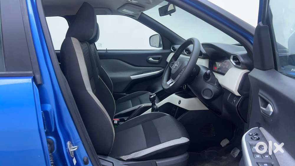 Nissan Magnite 1.0 Xv, 2021, Petrol