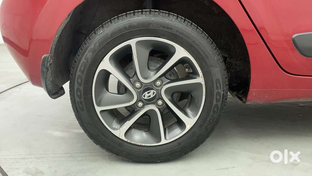 Hyundai Grand I10 1.2 Kappa Sportz Option At, 2017, Petrol