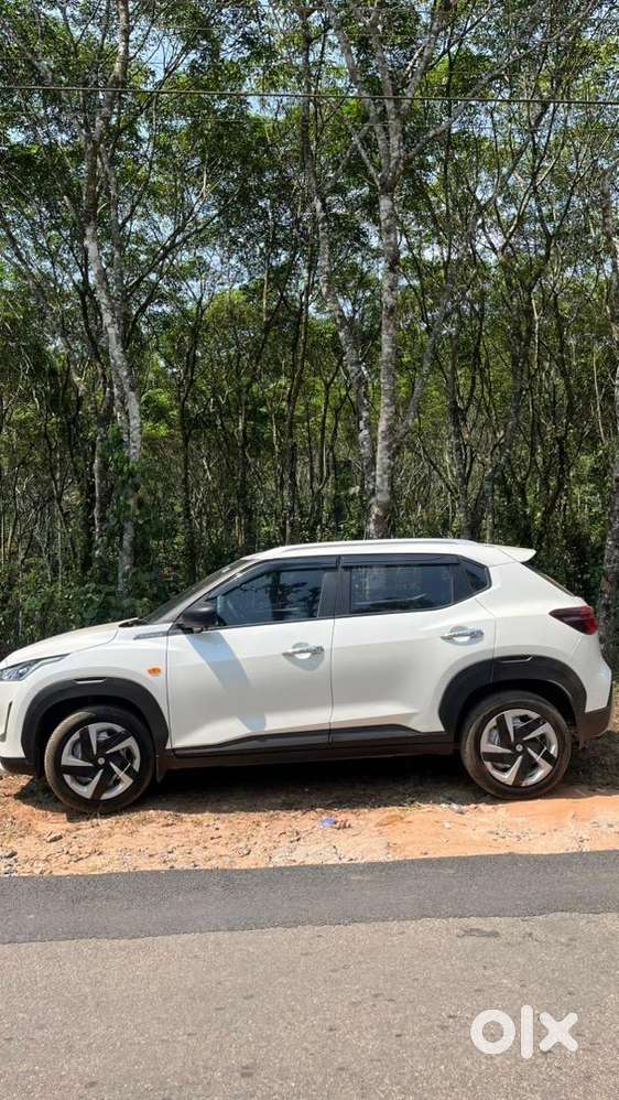 Nissan Car Automatic 2025