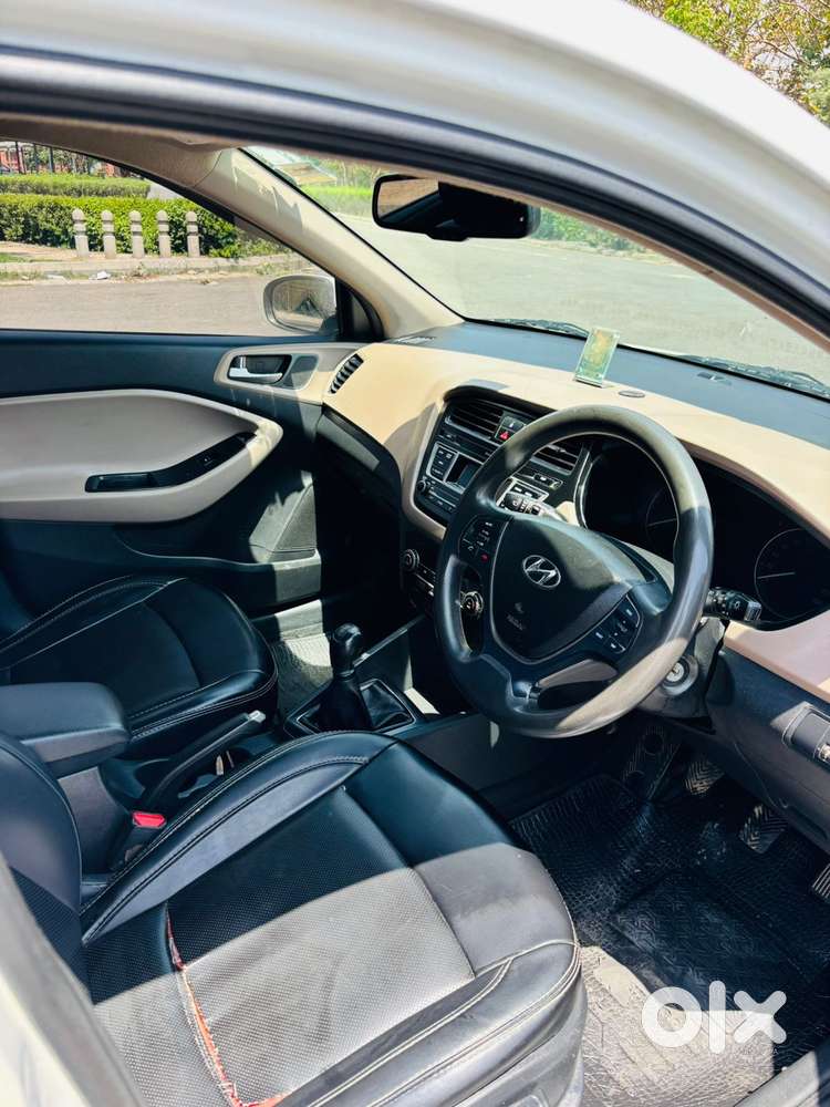 Hyundai I20 Sportz 1.2 Bs-iv, 2016, Petrol
