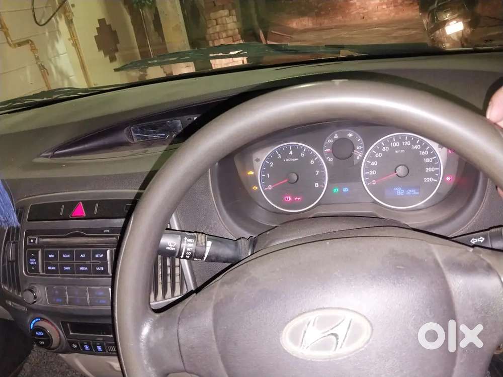 I20 Magna . New Lani Hai .. All Okay