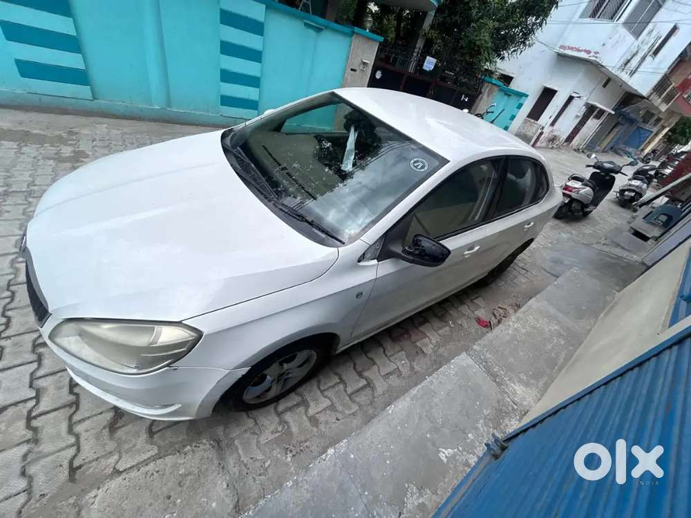 Skoda Rapid Elegance 2013 Diesel White