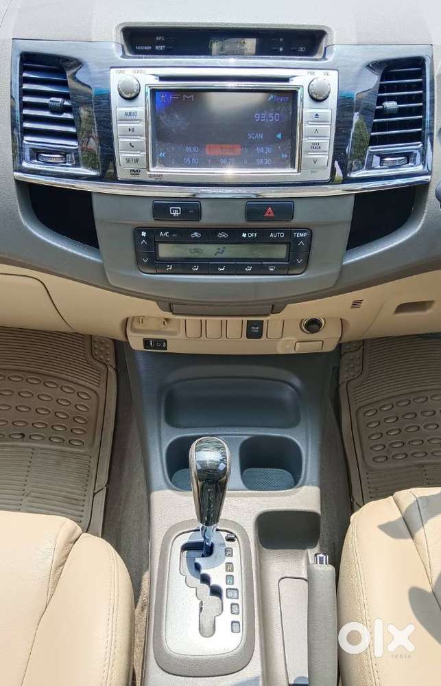 Toyota Fortuner 3.0 4x2 Automatic, 2012, Diesel
