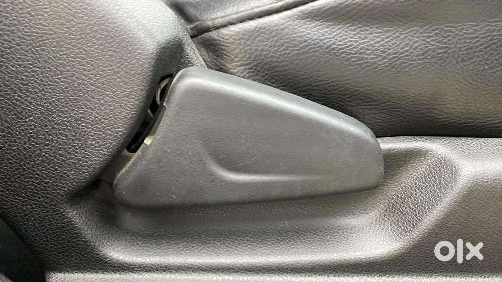 Renault Kwid 1.0 Rxt Amt Opt, 2018, Petrol