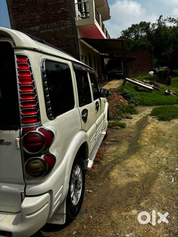 Mahindra Diesel Car 2010