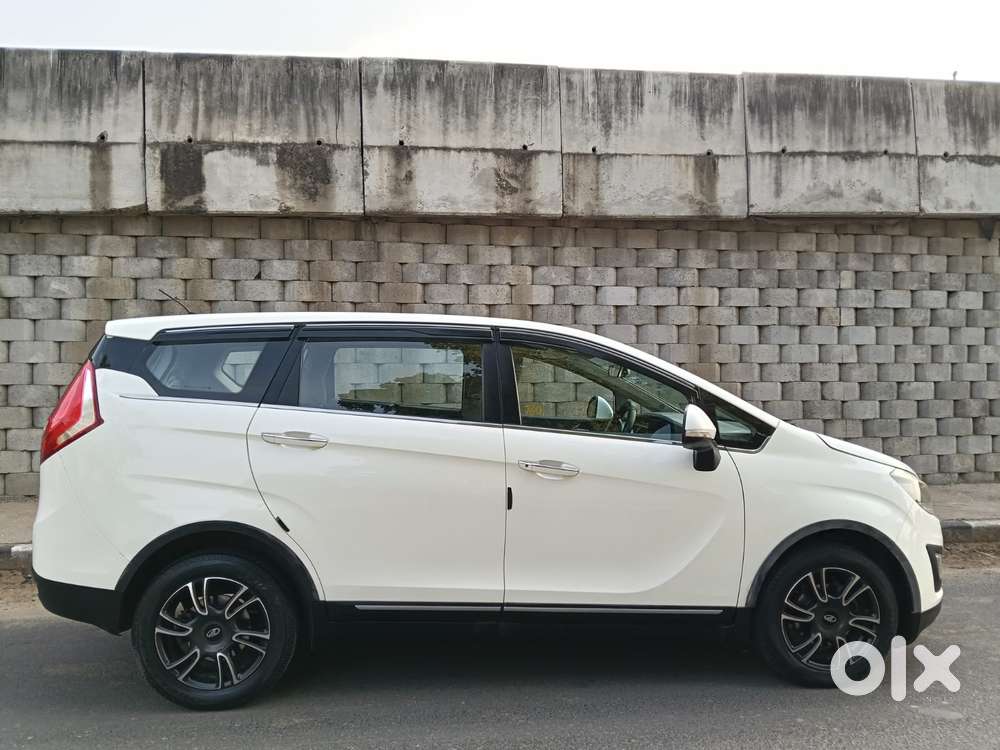 Mahindra Marazzo M8 8str, 2018, Diesel
